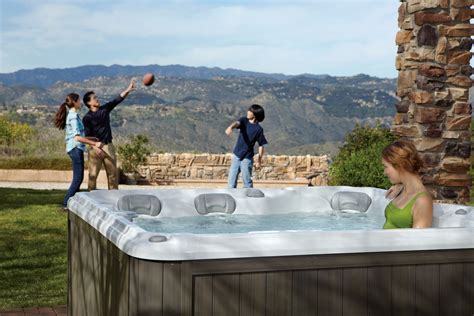 Sundance Spas New Home Oasis Pools And Spas