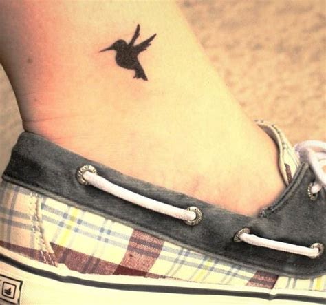 Little Hummingbird Tattoo On Foot She In Styles Hummingbird Tattoo