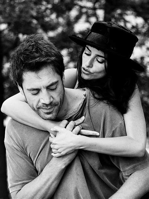 Javier Bardem And Penelope Cruz ♥click And Like Our Facebook Page♥