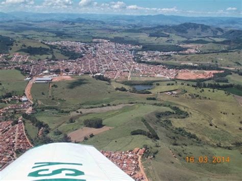 The city is known as the electronic valley, since it has plenty of electronic industries. Edésio Magalhães: Santa Rita do Sapucaí-MG
