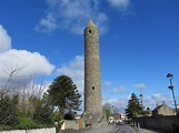 Clondalkin Round Tower, Clondalkin. County Dublin 9th century | Curious ...