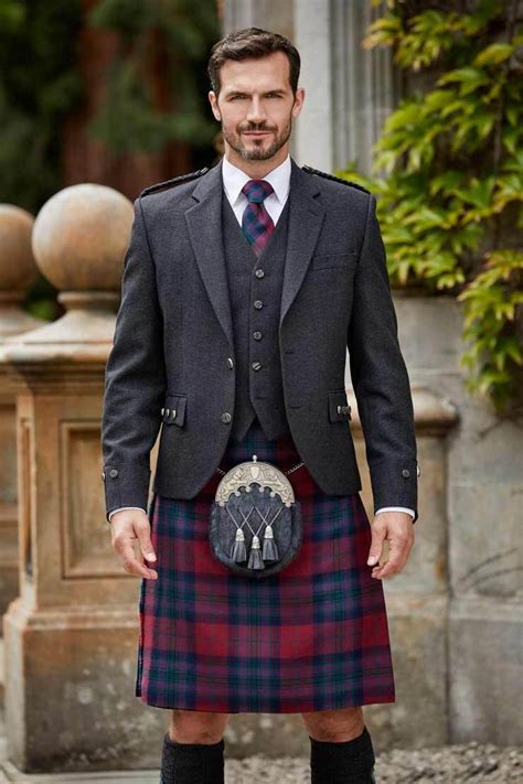 Mccalls Highlandwear Mccalls Highlandwear Kilt Hire Edinburgh