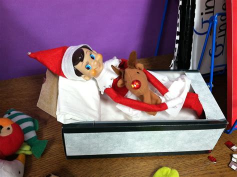 Elf On The Shelf Tissue Box Bed With Finger Puppet Rudolf Elf Box