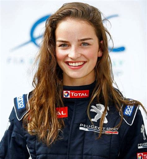 Spotlight On Catie Munnings Teenage Champion Rally Driver Daily Mail Online