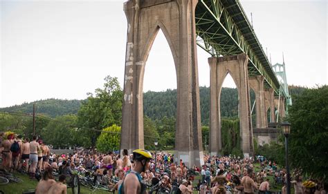 Photos Portland Bikes Bare For 2018 World Naked Bike Ride