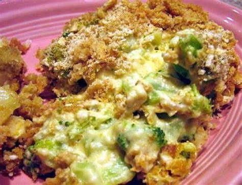 To make paula deen's chicken noodle casserole, sauté 1 finely chopped onion in 2 tablespoons of unsalted butter until the onion softens, and then add 1 minced garlic clove and 1/2 teaspoon of red pepper flakes. Paula Deen's Broccoli Casserole - Tomato Hero