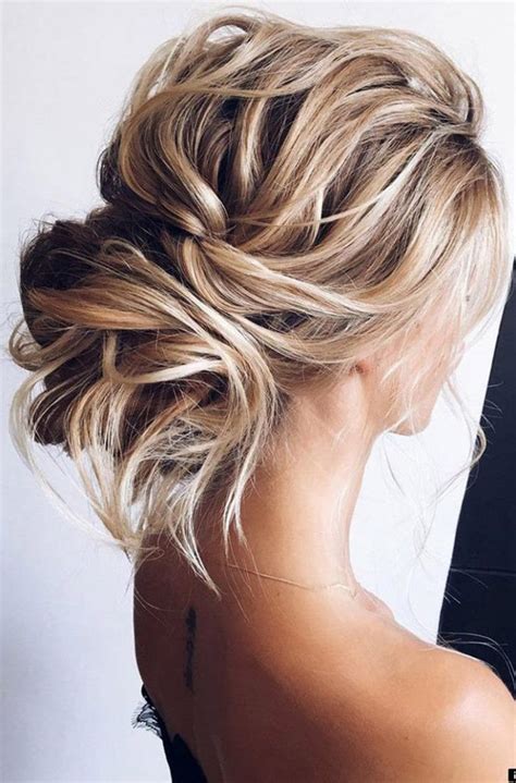 20 Easy And Perfect Updo Hairstyles For Weddings Ewi