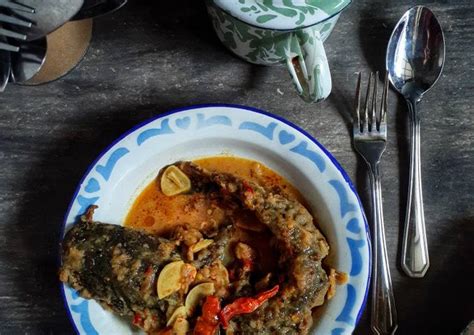 Mulai sekarang bikin sendiri di rumah yuk, cara masaknya simak juga : Resep Olahan Lele Pedas / Gulai Pedas ikan lele by choco30 | Resep Masakan Ikan : Mudah untuk di ...