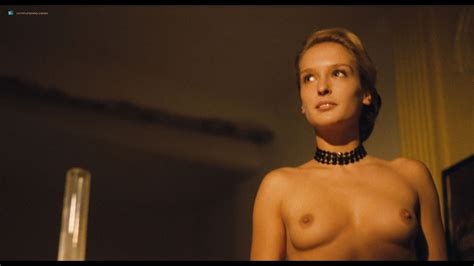 Ingrid Held nude topless La maison assassinée 1988 HD 1080p BluRay