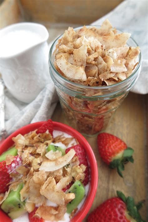 Pour oil mixture over dry ingredients, and toss until combined. Vanilla Cinnamon Breakfast Granola (Paleo, AIP, Sugar Free ...