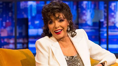 Joan Collins 88 Is Age Defying As She Shows Off Endless Legs In Holiday Photos Hello
