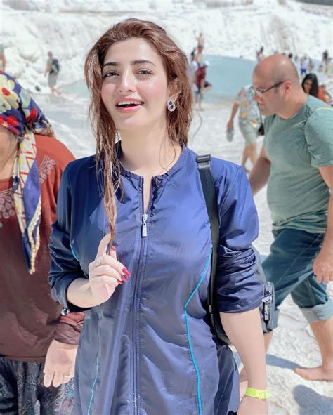 Actress Nawal Saeed Enjoying Vacations In Turkey Reviewitpk