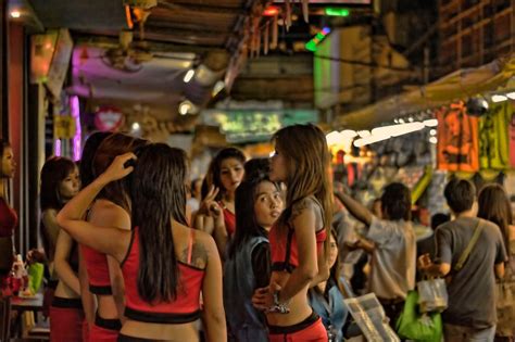 Thai Bar Girl Popular Videos