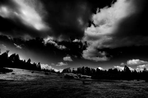 Black And White Clouds Wallpapers Top Free Black And White Clouds