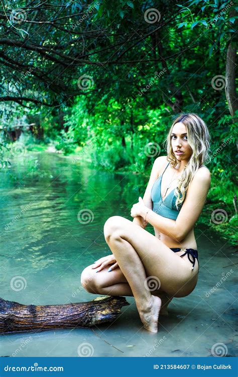 Beautiful Blonde Girl Posing In The Wild Style Beauty Fashion Concept Stock Image Image Of