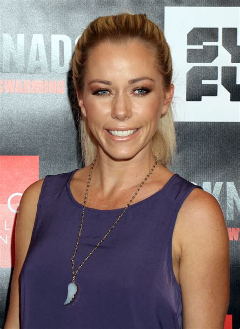 kendra wilkinson shares her me­ntal health story