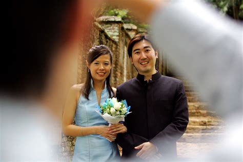 More getting divorced, fewer getting married in Singapore | Getting divorced, Getting married 