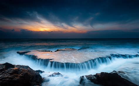Sunset Ocean Wave Plate From Volcanic Rock Waterfall Effect Vinh Hy Bay