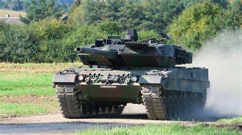 Leopard 2 Bojový Tank Z Německa Který Používá Celá řada Armád