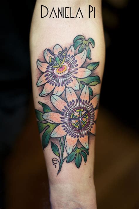 Passion Flower Tattoo By Daniela Pi Done Evil Machines Tattoo Roma