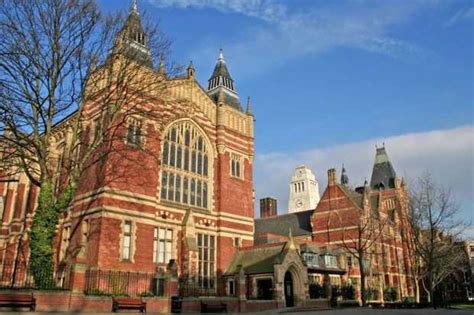 Top 15 university in the uk. Why study history at Leeds University | MyTutor University ...
