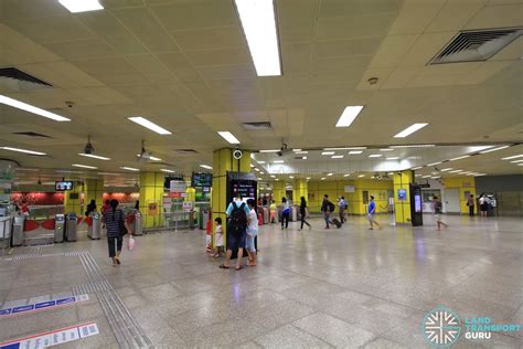 Deep cleaning being carried out at the food centre at block 75 lorong 5 toa payoh. Toa Payoh MRT Station - Ticket concourse (Unpaid area ...