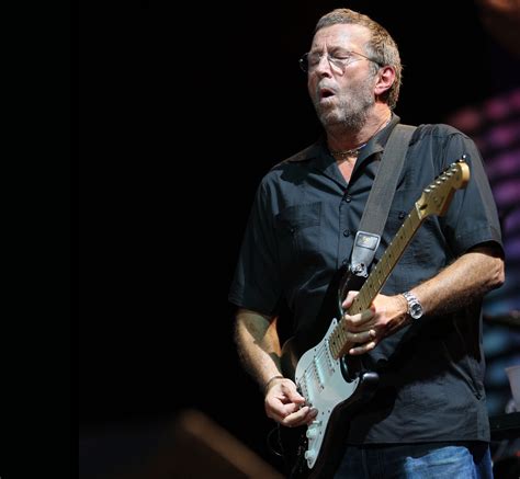 Musician eric clapton is perceived to be one of the most legendary musicians of our times. 70 anos de Eric Clapton | 7 tretas do guitarrista - NOIZE ...