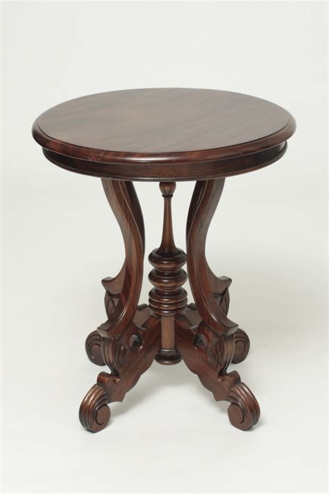 Victorian Side Table Laurel Crown