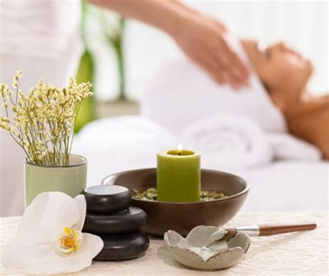 signature spa package essentials massage and facial of baymeadows