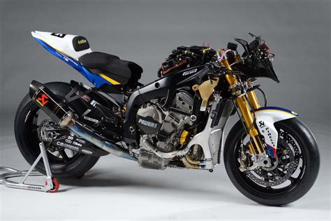 XXX: BMW Motorrad GoldBet WSBK-Spec S1000RR - Asphalt & Rubber