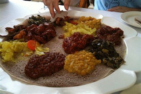 A Guide To Eating Traditional Ethiopian Food Go Girl Guides
