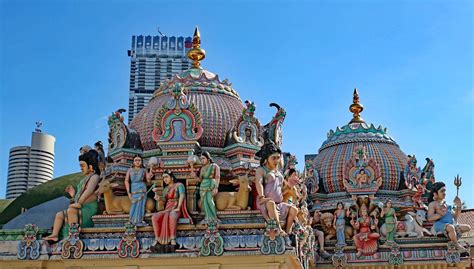 Its intricate and inspiring architectures invite visual pleasure to any passerby. Sri Mariamman Temple | The Sri Mariamman Temple is ...