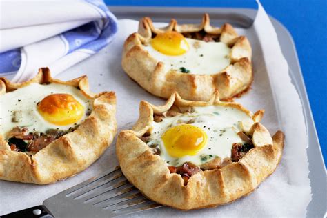 Bacon And Egg Breakfast Tarts Recipe — Dishmaps