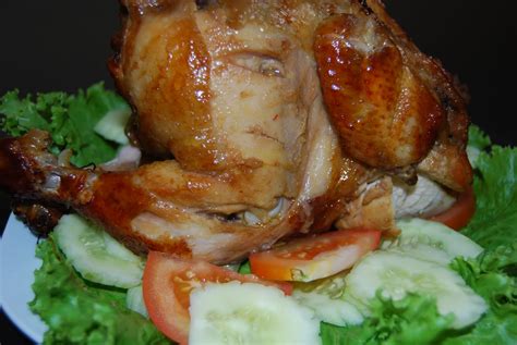 This is tokwan nasi ayam golek rm5 by wn husna on vimeo, the home for high quality videos and the people who love them. DAPUR KAYU: Ayam Golek Madu