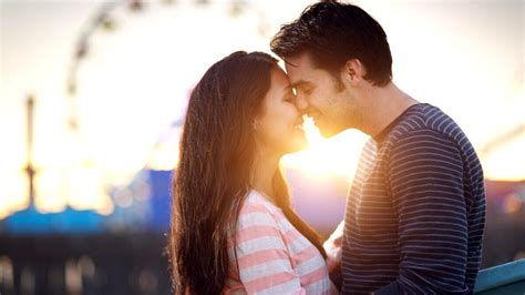 4 Socially Distanced Date Ideas That Are Actually Romantic