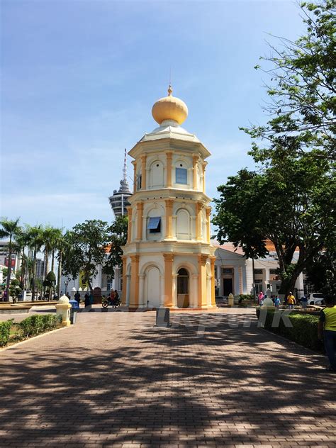 Boka semesterboende med självhushåll nära mahkamah tinggi negeri (högsta domstolen), alor setar säkert online. Travelogue Kedah : Hari 1 | Encik Pink