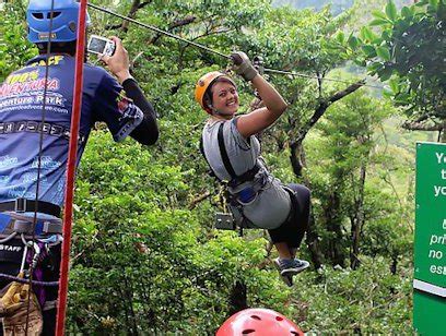 Zipline, tree canopy tours for the tamarindo beach area of costa rica. Canopy Zipline Tours in Costa Rica