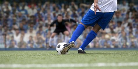 Ways To Kick A Soccer Ball Gecko Sports Blog