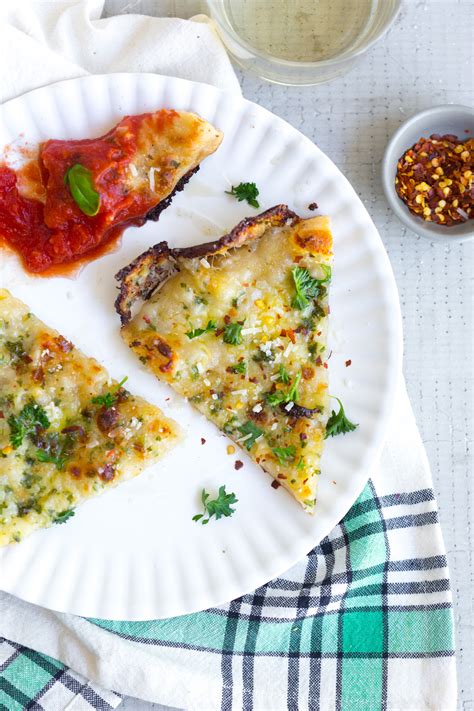 Cheesy Garlic Bread Pizza