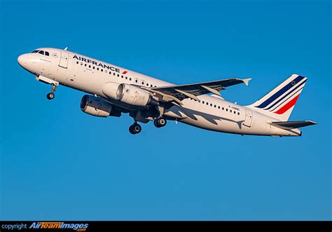 Airbus A320 214 F Hbnc Aircraft Pictures And Photos