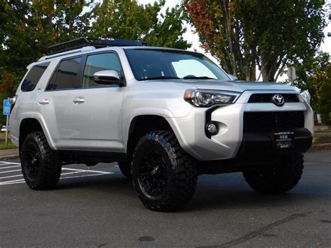 2014 Toyota 4runner Sr5 4x4 3rd Seat Lifted Lifted Low Miles