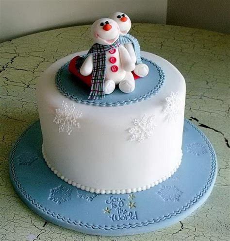 Fondant brings so much to our most celebratory cakes: 60 Easy Christmas Cake Decoration Ideas