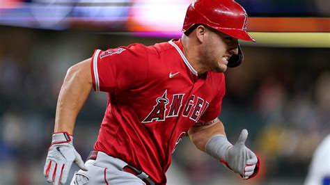 Mike Trout Closing In On 350 Home Runs Or Half Of Albert Pujols