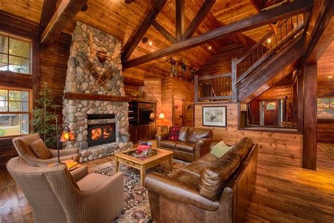 Pictures Of Rustic Cabin Living Rooms
