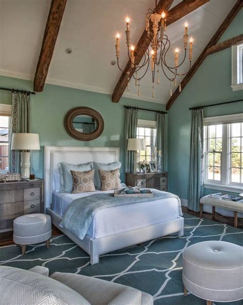 The colour combination in your bedroom walls are a direct reflection of your family's personality, choosing and creating the right colour combination is one of the difficult processes for beginners. Top Ten of 2014 | House of Turquoise