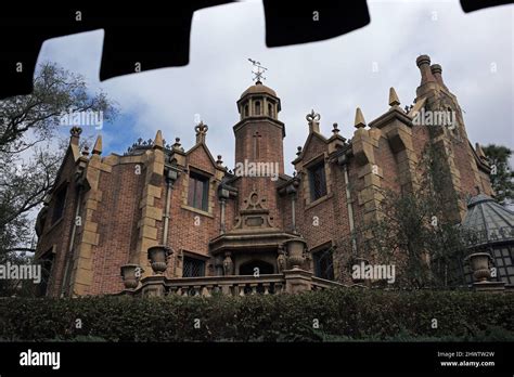 Walt Disney World Haunted Mansion Hi Res Stock Photography And Images