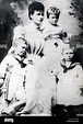 Retrato de María de Teck y sus hijos Fotografía de stock - Alamy