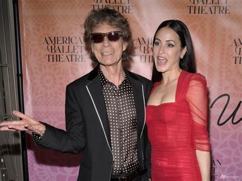 Mick Jagger 79 Reportedly Engaged To 36 Year Old Former Ballerina Girlfriend Cna Lifestyle