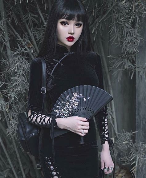 Pin By Mike On Kina Shen Goth Fashion Style Goth Beauty