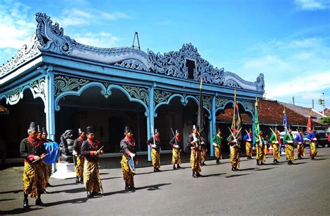 Budaya Indonesia Kerajinan Batik Khas Solo Yang Mengagumkan Vistanusacom